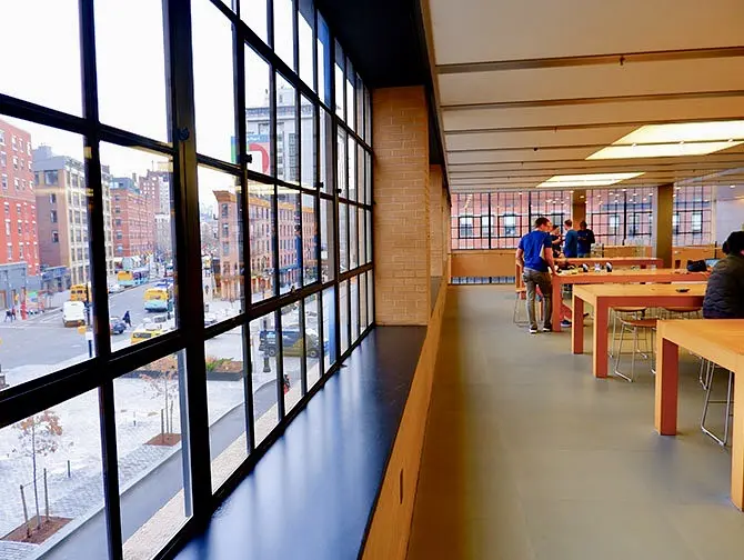 Магазин Apple в Нью-Йорке - на Западной 14-й улице