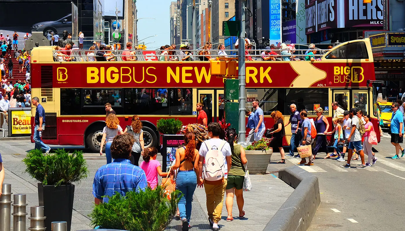 Big Bus в Нью-Йорке на Таймс-сквер