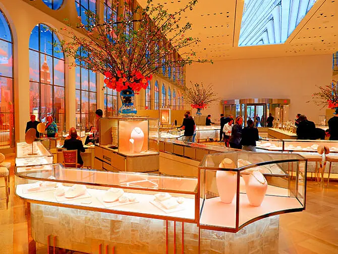 Шопинг на Пятой авеню - Tiffany's