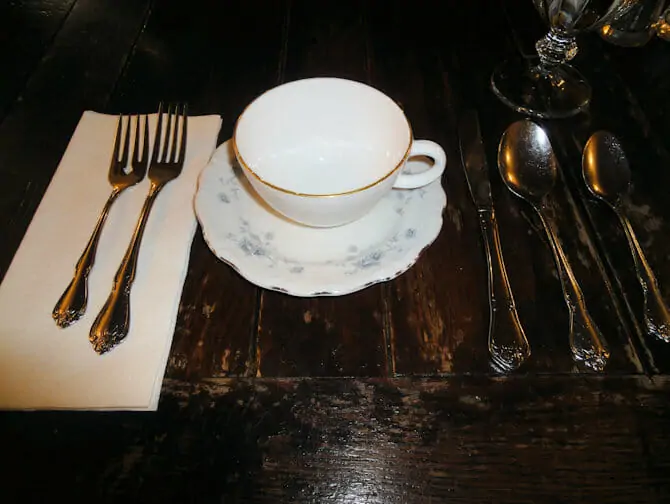 Чаепитие в Alice’s Tea Cup - Сервис на столе