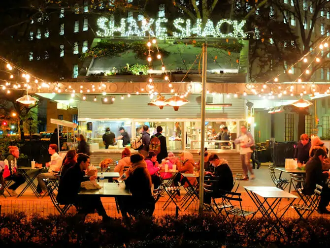 Лучшие гамбургеры в Нью-Йорке - Shake Shack