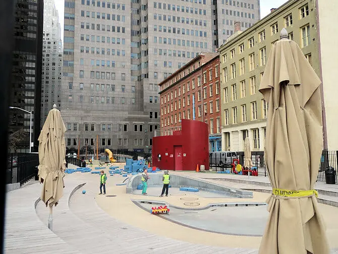 Игровые площадки в Нью-Йорке — Игровая площадка South Street Seaport