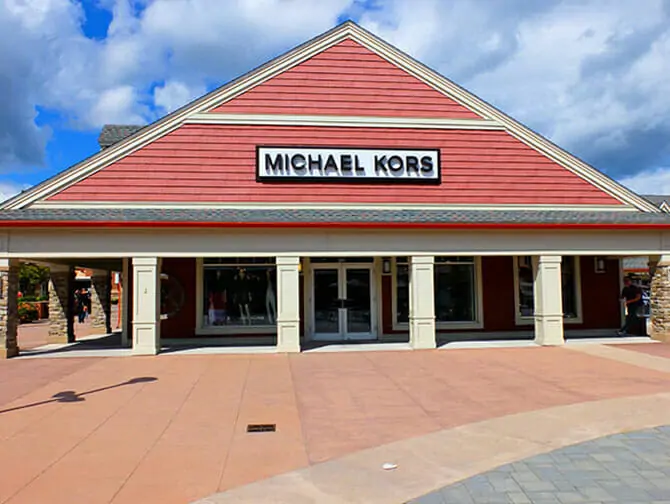 Woodbury Common Premium Outlet в Нью-Йорке - Michael Kors