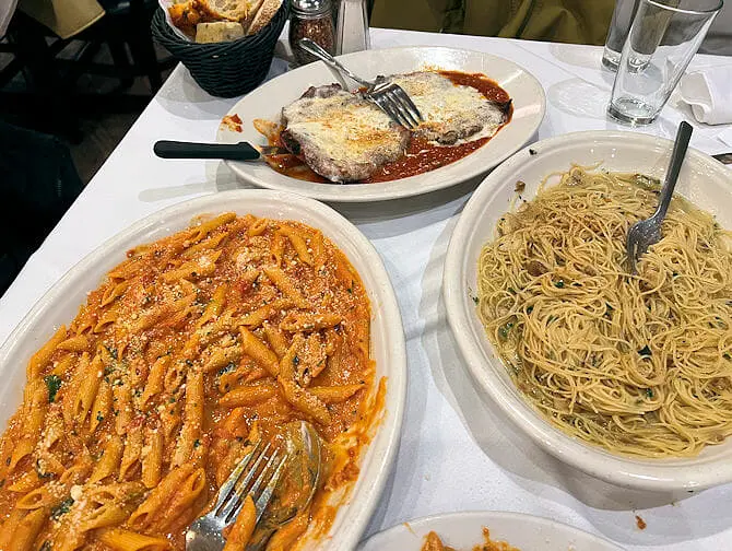 Семейный ресторан Carmine's в Нью-Йорке — Penne alla Vodka