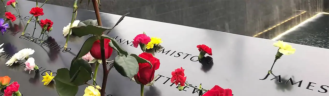 Посвящение в свете: мемориал 11 сентября