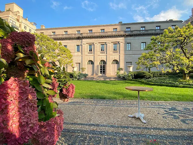 The Frick Collection в Нью-Йорке