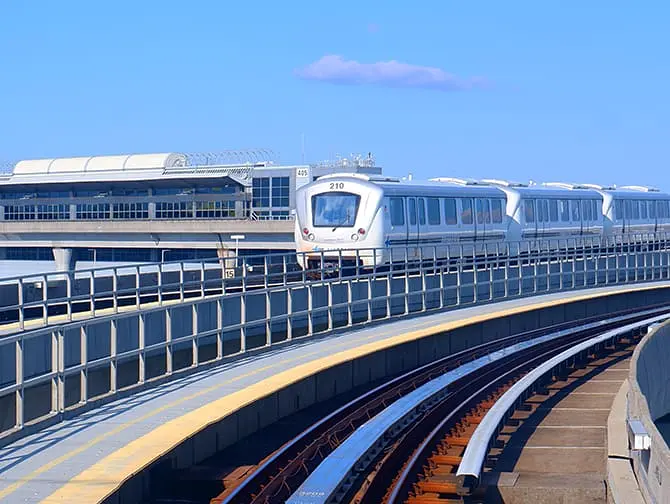 JFK AirTrain в Нью-Йорке