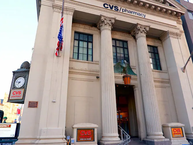 Супермаркеты в Нью-Йорке - CVS Pharmacy