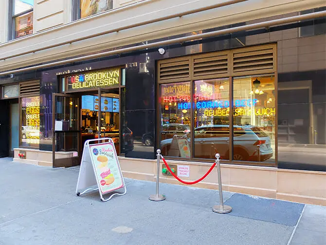 Завтрак в Нью-Йорке - USA Brooklyn Delicatessen 