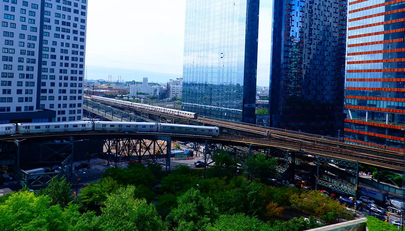Отели в Лонг-Айленд-Сити - Courtyard Long Island City