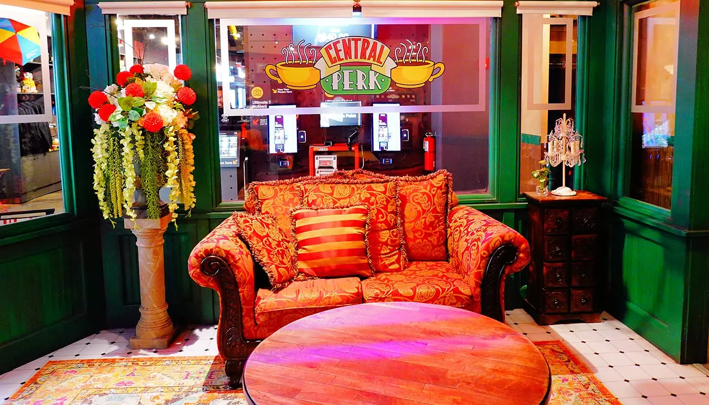 FRIENDS Experience в Нью-Йорке - Central Perk