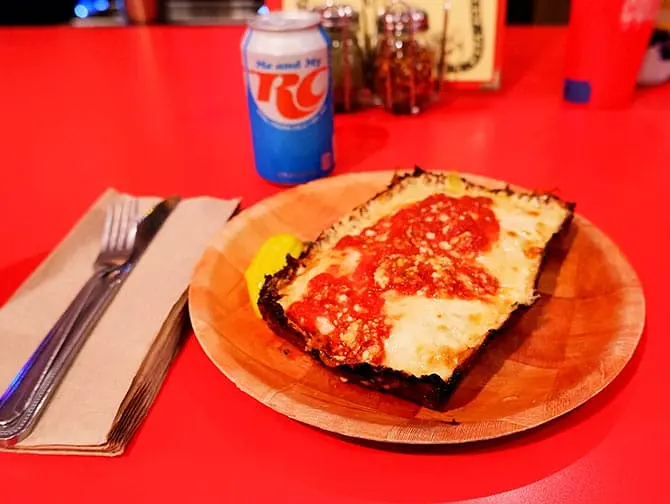 Лучшие пиццерии в Нью-Йорке - Aces Pizza Detroit Style